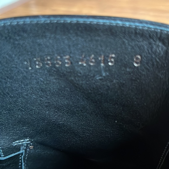 HUGO BOSS Leather boots . - Picture 6 of 10